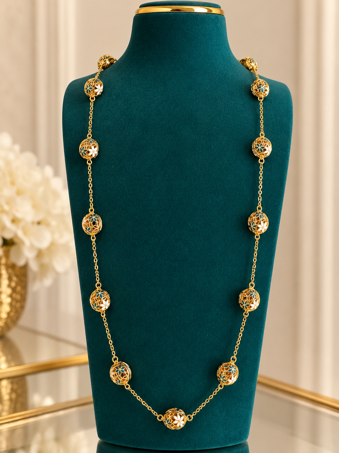 Long NECKLACE