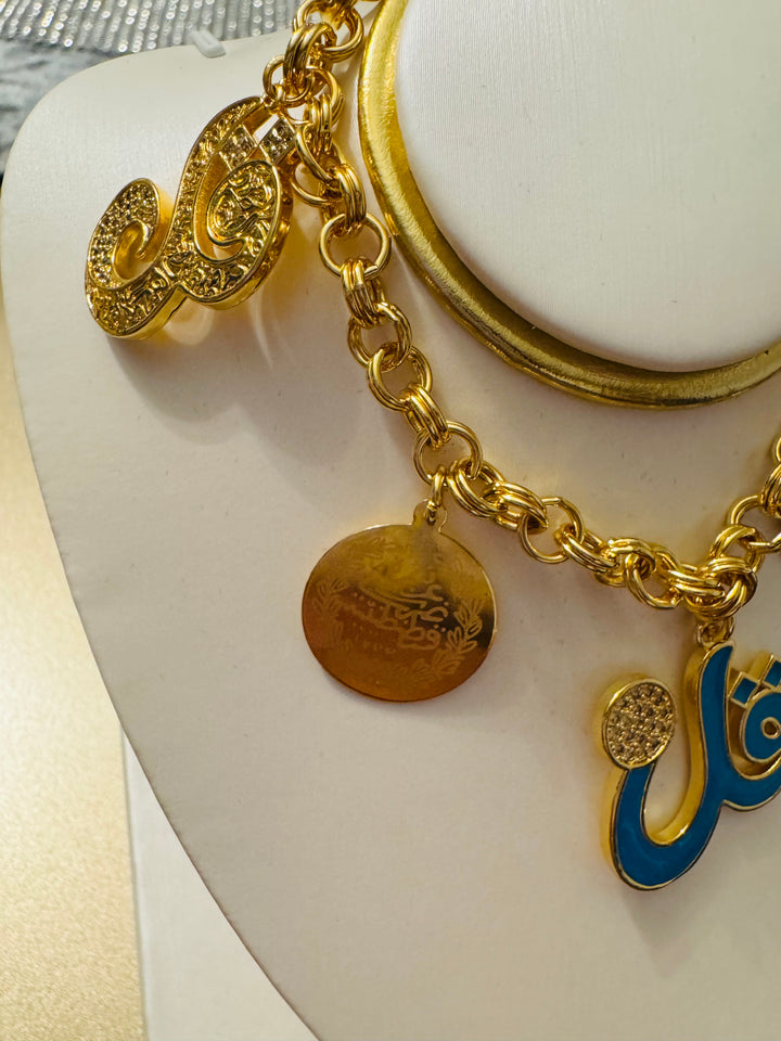 BRACELET