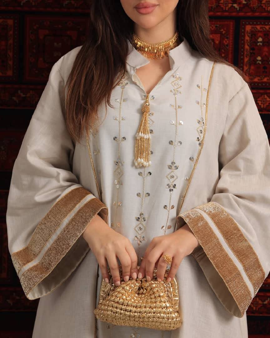 ABAYA