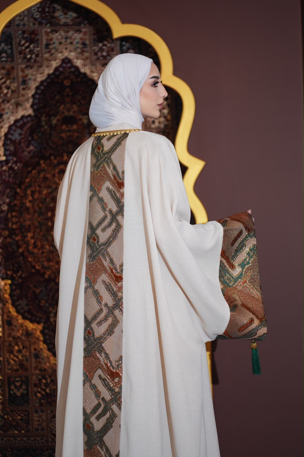 RAYANA ABAYA