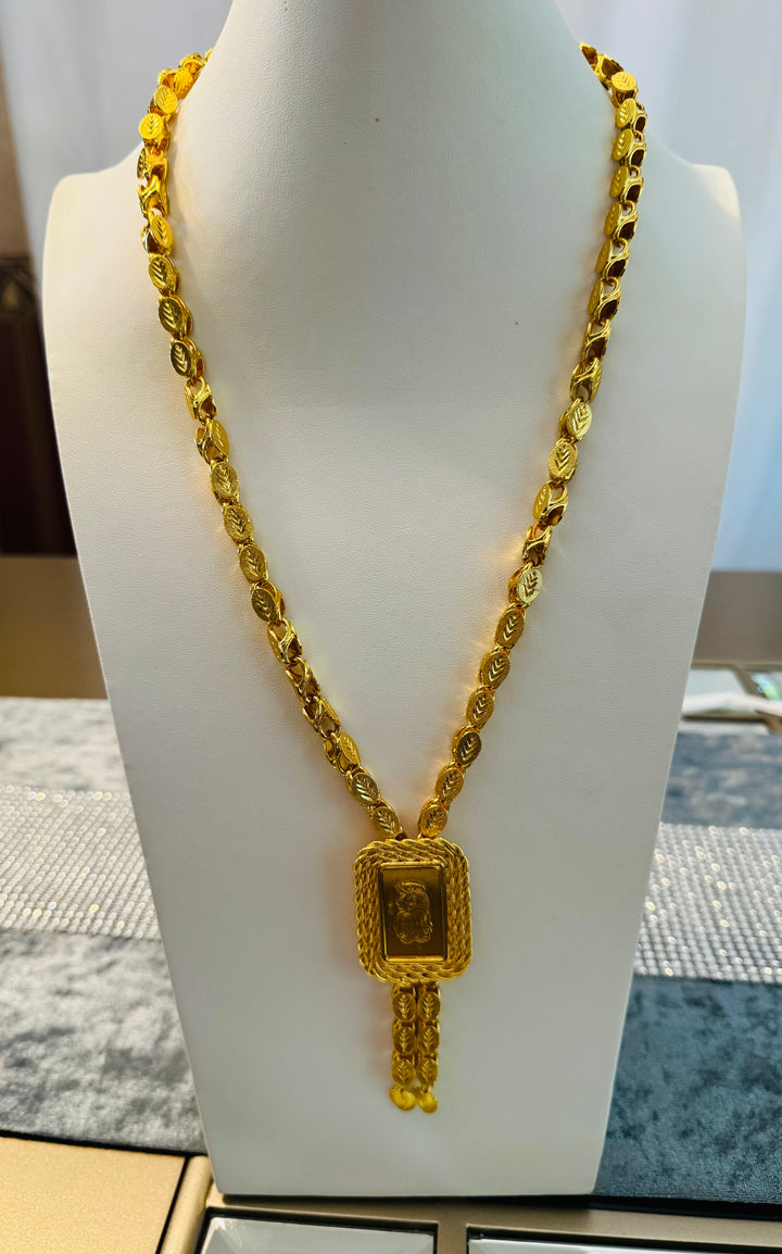 LONG NECKLACE