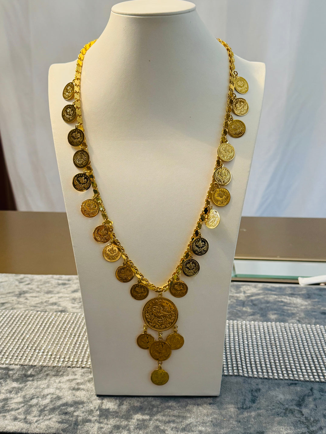 LONG NECKLACE
