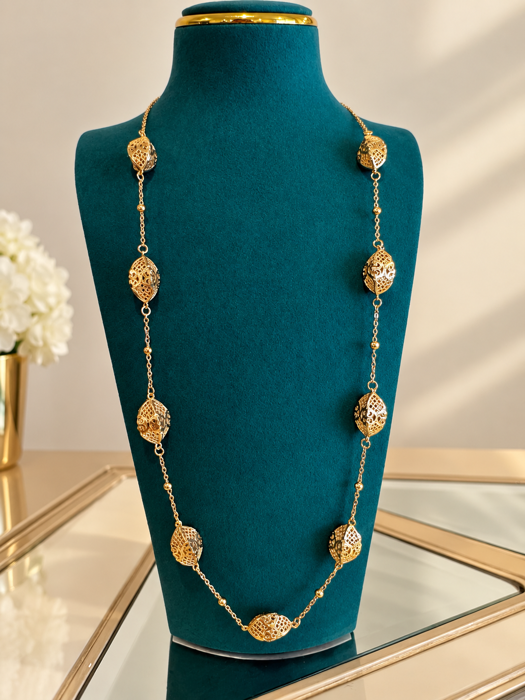 Long NECKLACE