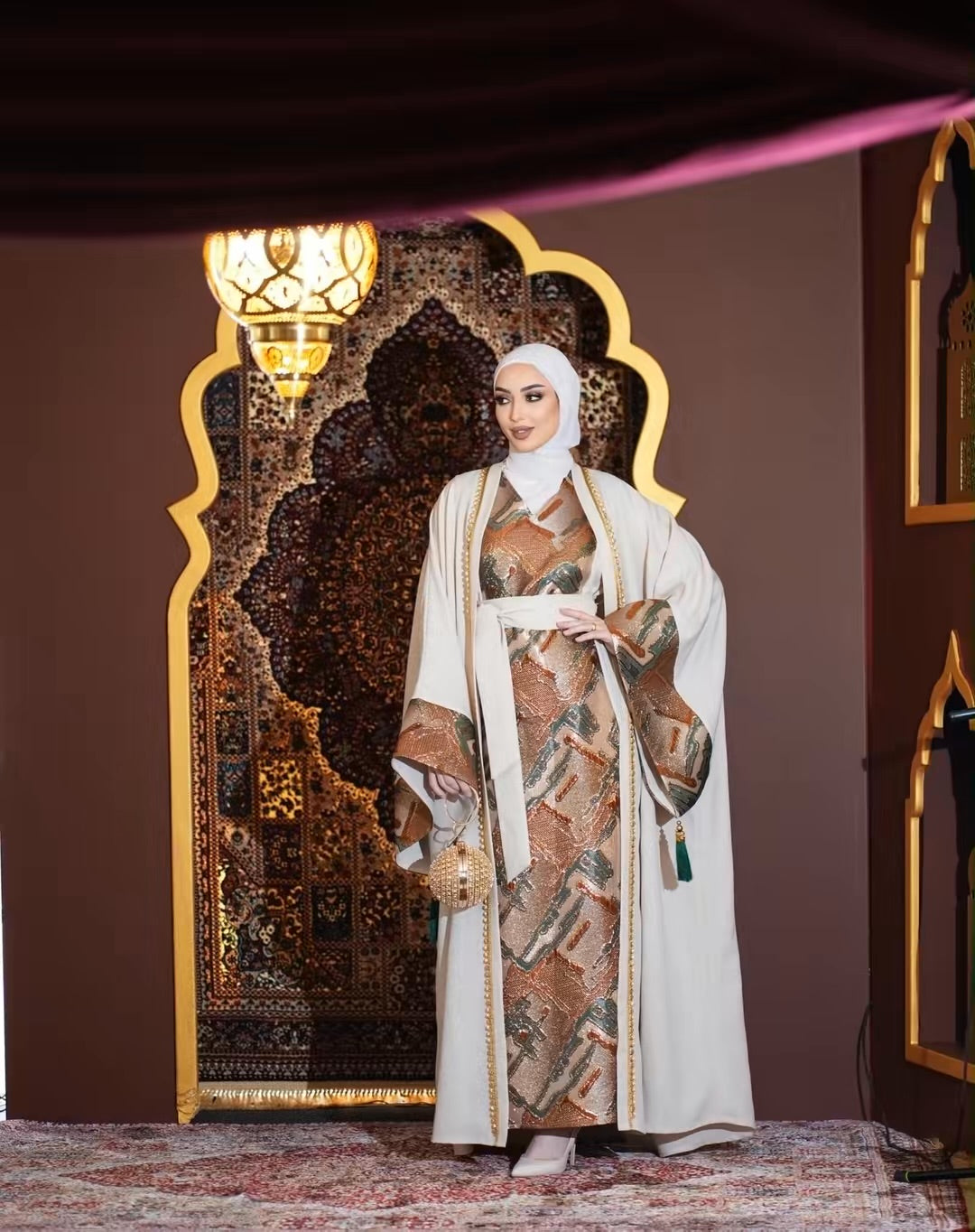 RAYANA ABAYA