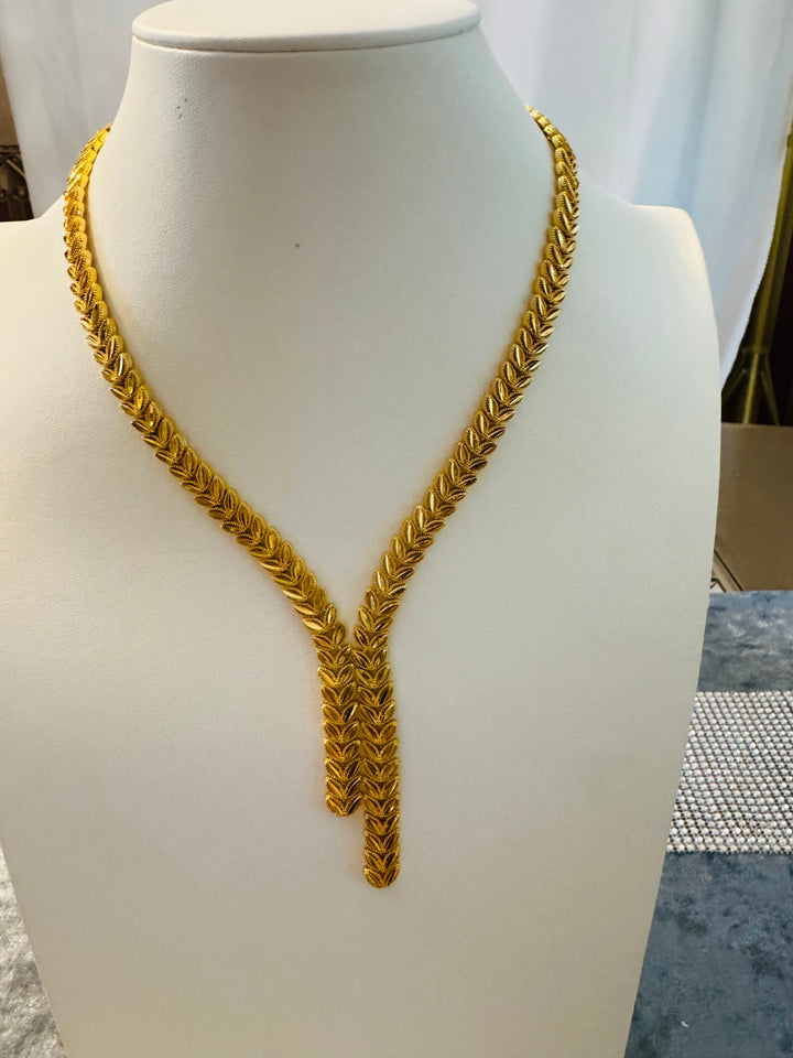 Short Necklace Sets